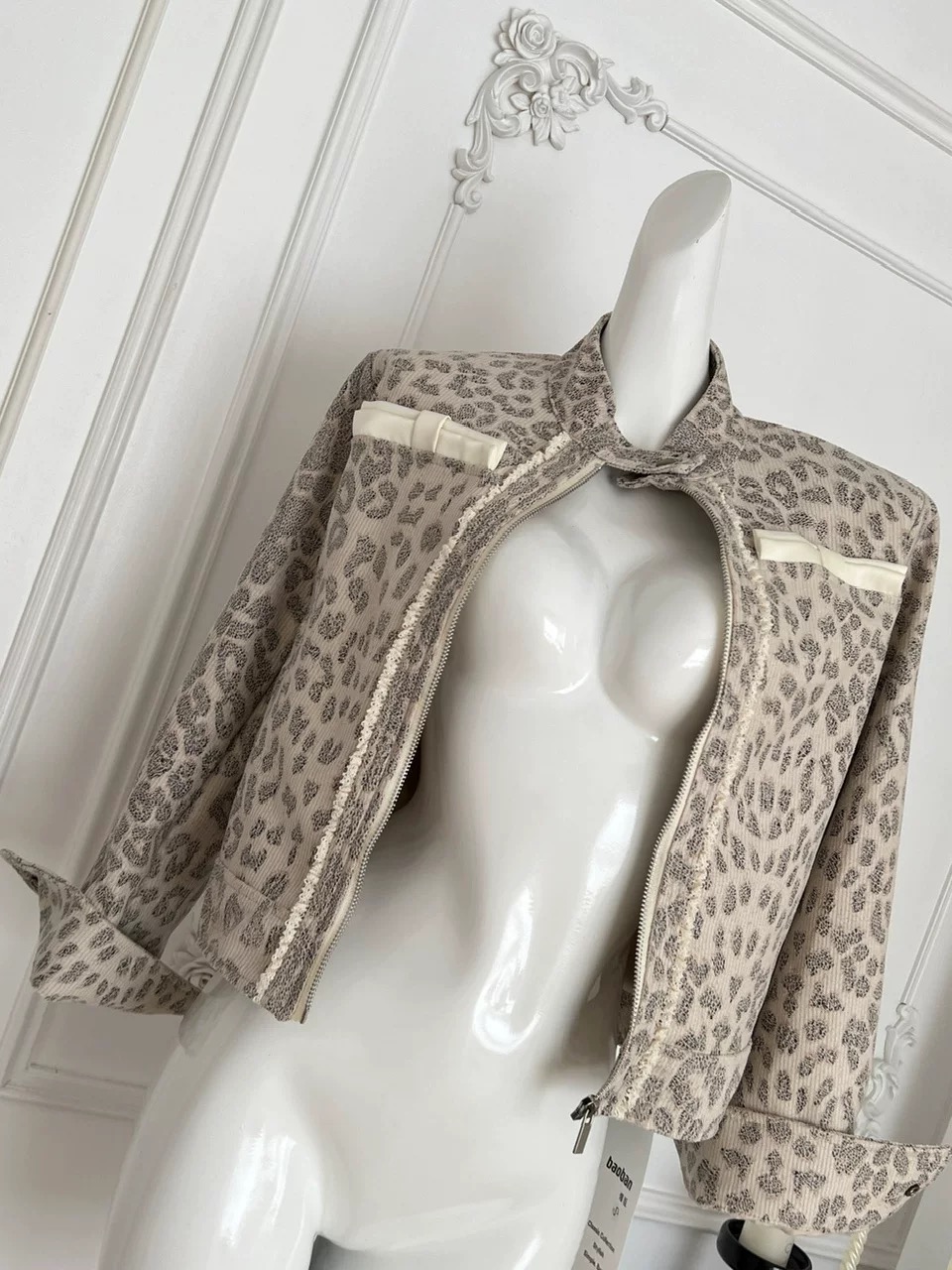 Take my word jacket CJ155 images